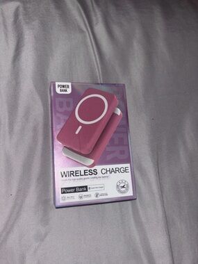 Pink Wireless Magnetic Power Bank Portable Charger